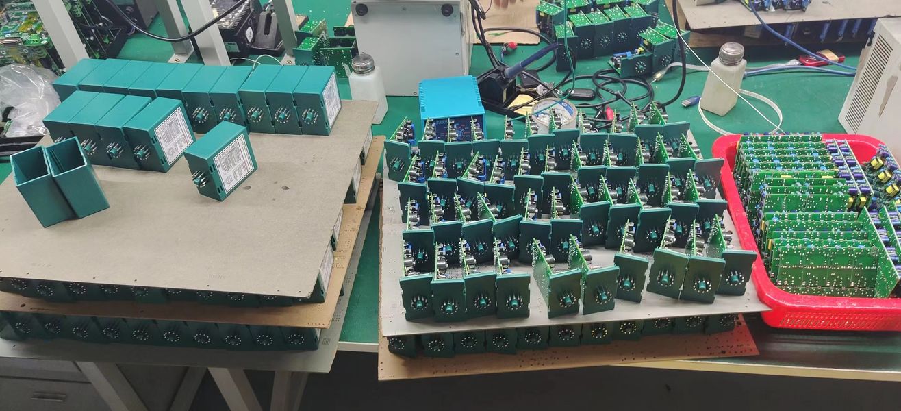 Shenzhen Jutai Comm Co., Ltd. linha de produção do fabricante