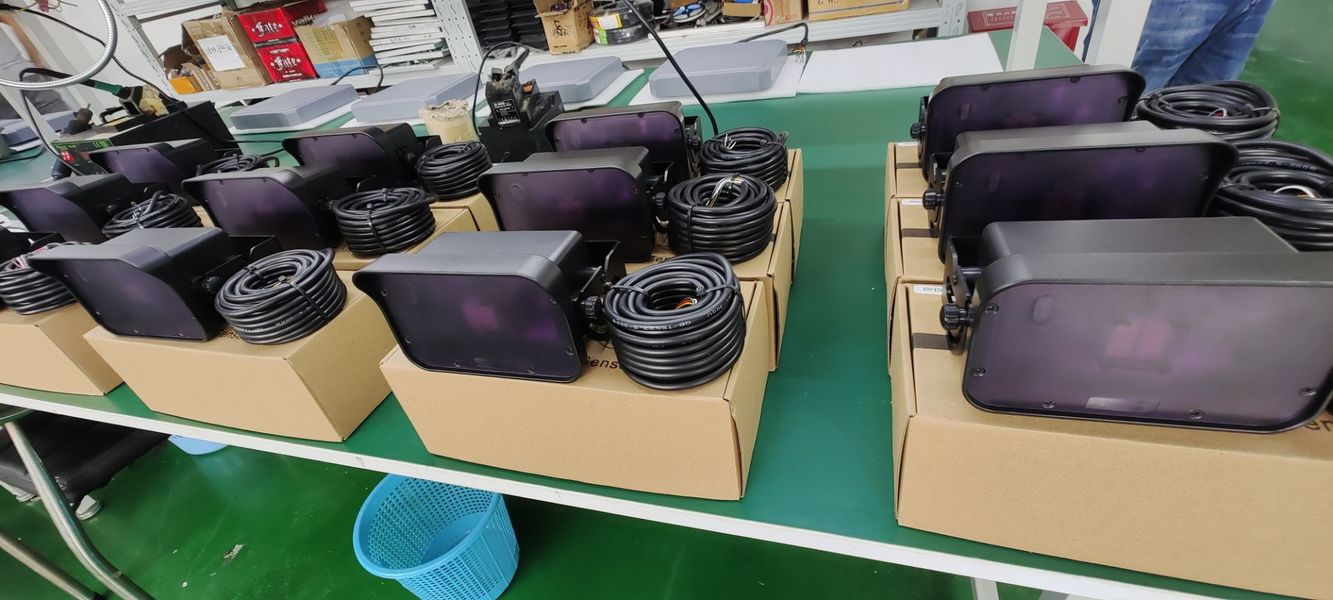 Shenzhen Jutai Comm Co., Ltd. linha de produção do fabricante