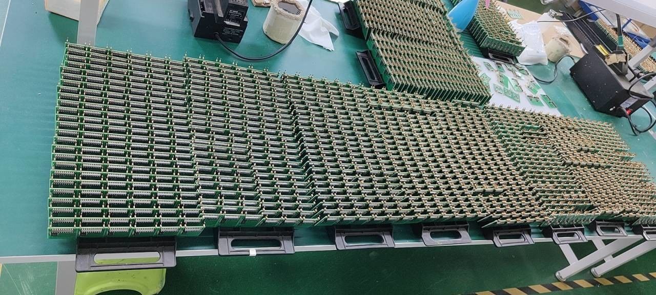 Shenzhen Jutai Comm Co., Ltd. linha de produção do fabricante