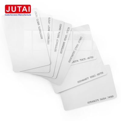 Cartão IC de RFID UHF de banda dupla de 13,56 MHz para gestão de acesso
